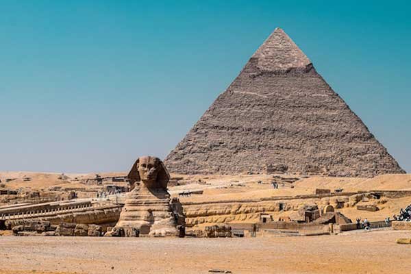 Full-Day Trip to Cairo and Giza with Lunch by Bus