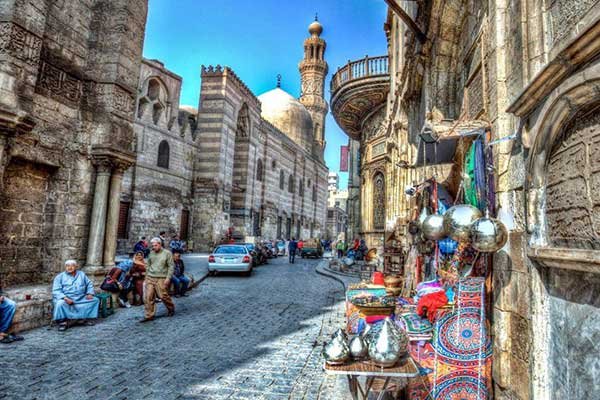Private day trip to Cairo & pyramids from Hurghada