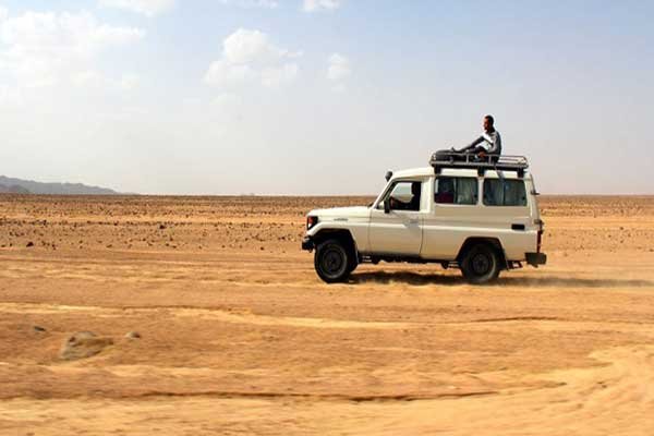 Stargazing In Hurghada with Jeep 4WD and BBQ